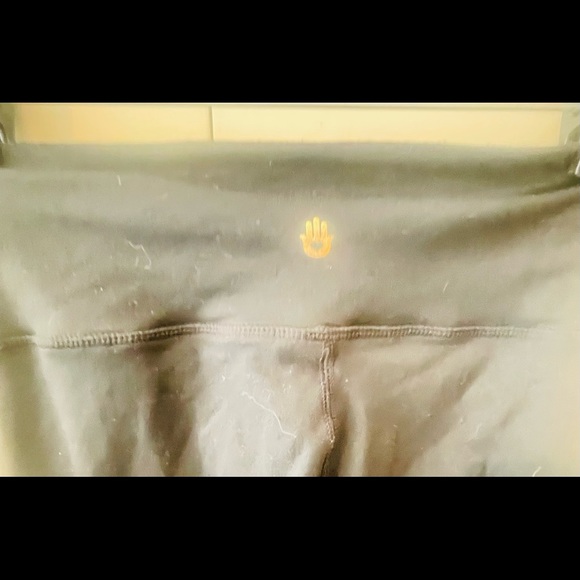 Spiritual Gangster Black leggings. Inside pocket. - Picture 13 of 13